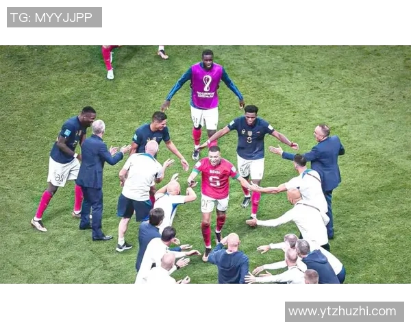 足球明星的小帐篷：梦想与荣耀交织的温馨避风港